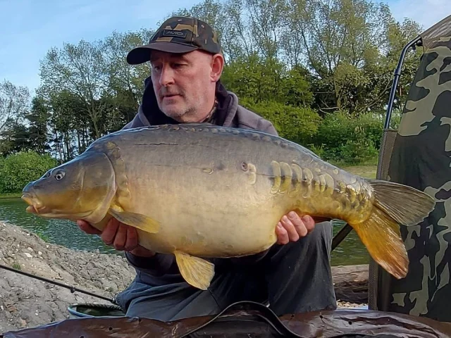 We have 4 tickets available on our Saltby syndicate lake , located near melton mobray , East Midlands .Here below are a few captures from last year and a link to the webpage for futher information 👍😎 please read the info on this webpage in full
Once we receive your application you will get a call for a chat 👍😎
Thank you everyone for your time 😄https://www.arrowmeadowfishery.com/saltby-lake/Oh and here is a link to a stocking film
https://youtu.be/GgBkzh_0aOU?si=XNf5EWiDlLMYEQ6R#saltby #arrowmeadowfishery