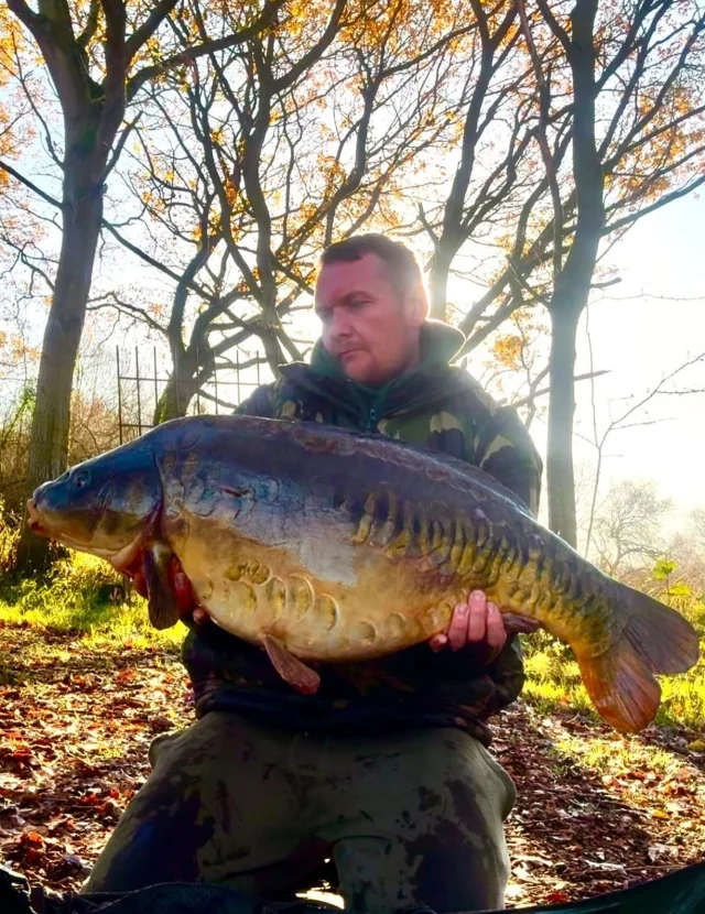 Mark Bartlam with a fish he has named
Macy 😍 36lb #30 #wl #syndicate