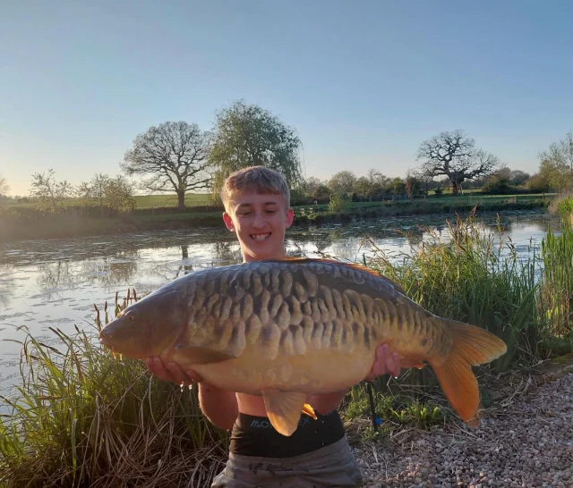 Will -Arrow meadow pools 💥😎#amp #arrowmeadowfishery #youthcarpfishing #outdoors #fishing