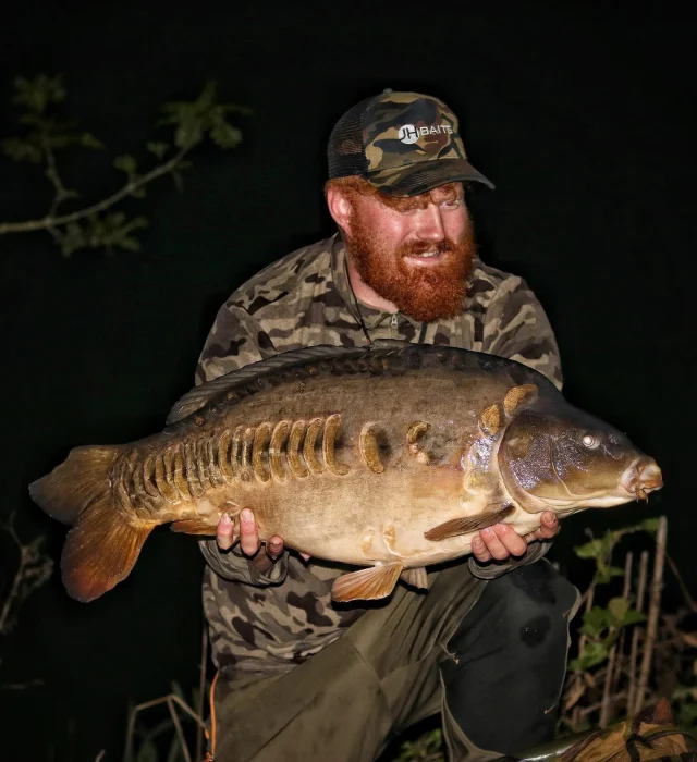 Declan with Mossy at 30.02 - Leigh Sinton 😎 #30 #syndicate #ls #arrowmeadowfishery #carpfishing