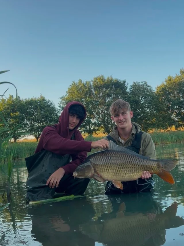 Elliott - Brockhill top pool - 24.10 #bhp #syndicate #youthcarp #younganglers #newgeneration