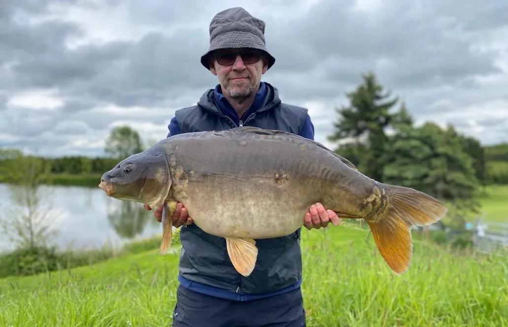John with TWO 35lb mirrors on a day session up LS 😎 #30 #ls #syndicate #arrowmeadowfishery #carpfishingmidlands